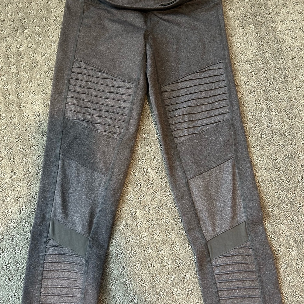 ALO Yoga Gray Leggings